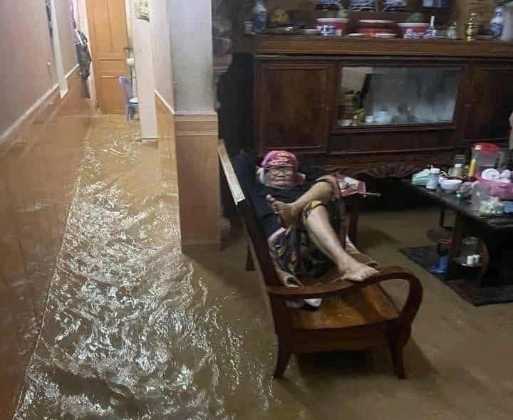 Mưa lớn gây ngập úng cục bộ tại Lào Cai 