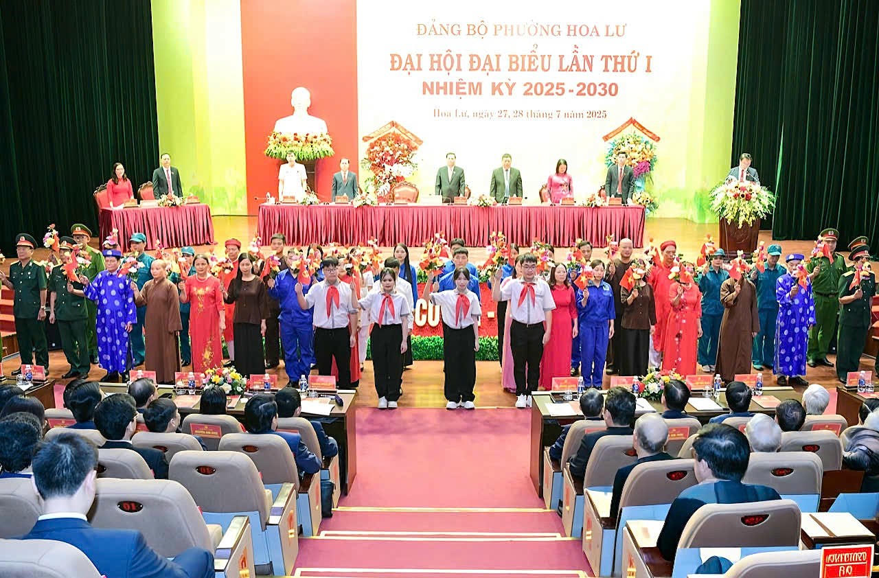Đại hội đại biểu Đảng bộ phường Hoa Lư lần thứ nhất