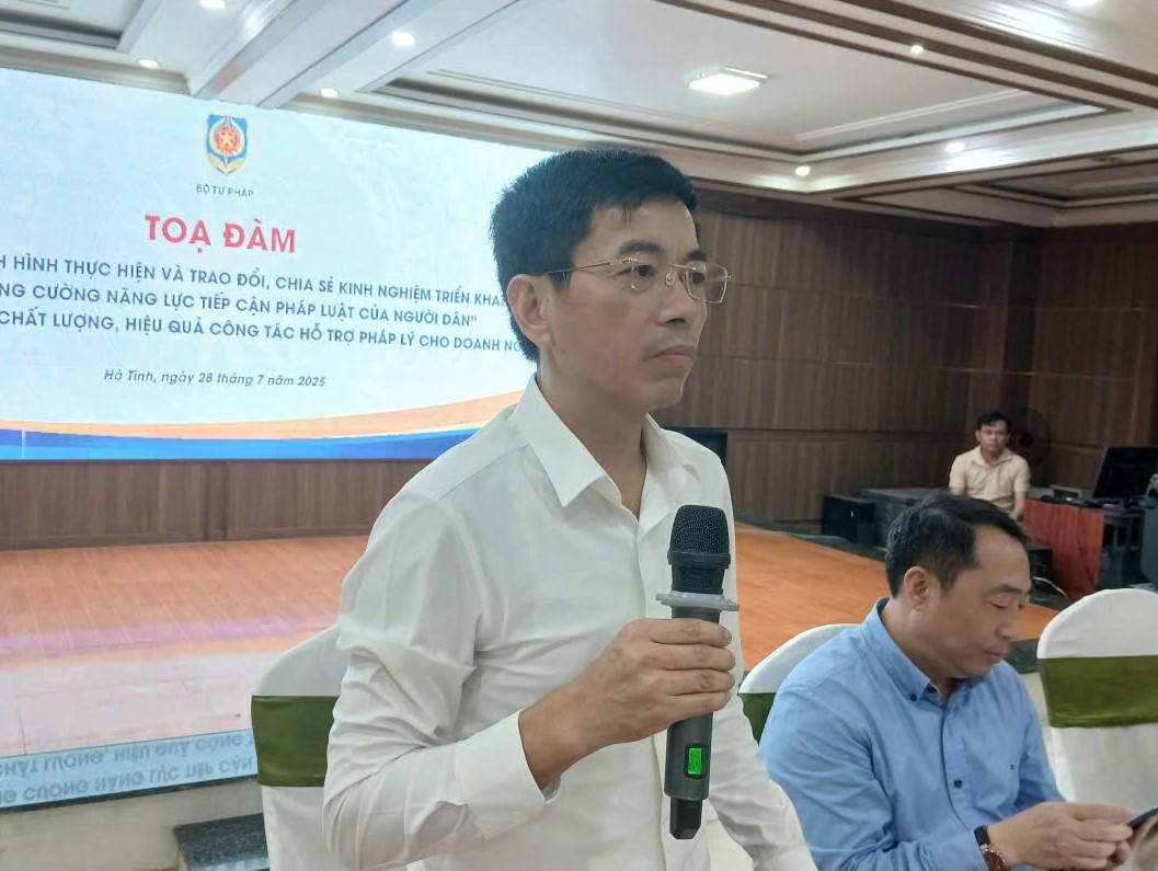 Ông Nguyễn Quốc Tuấn-Giám đốc Sở Tư pháp Hà Tĩnh phát biểu. Ảnh: PV