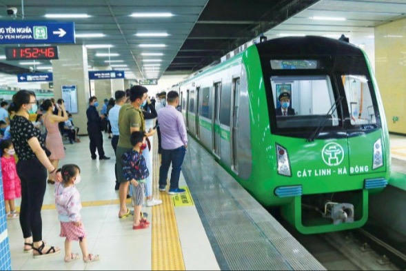 Người dân sẽ dùng 'vé ảo' trên điện thoại để đi tàu điện ở Hà Nội