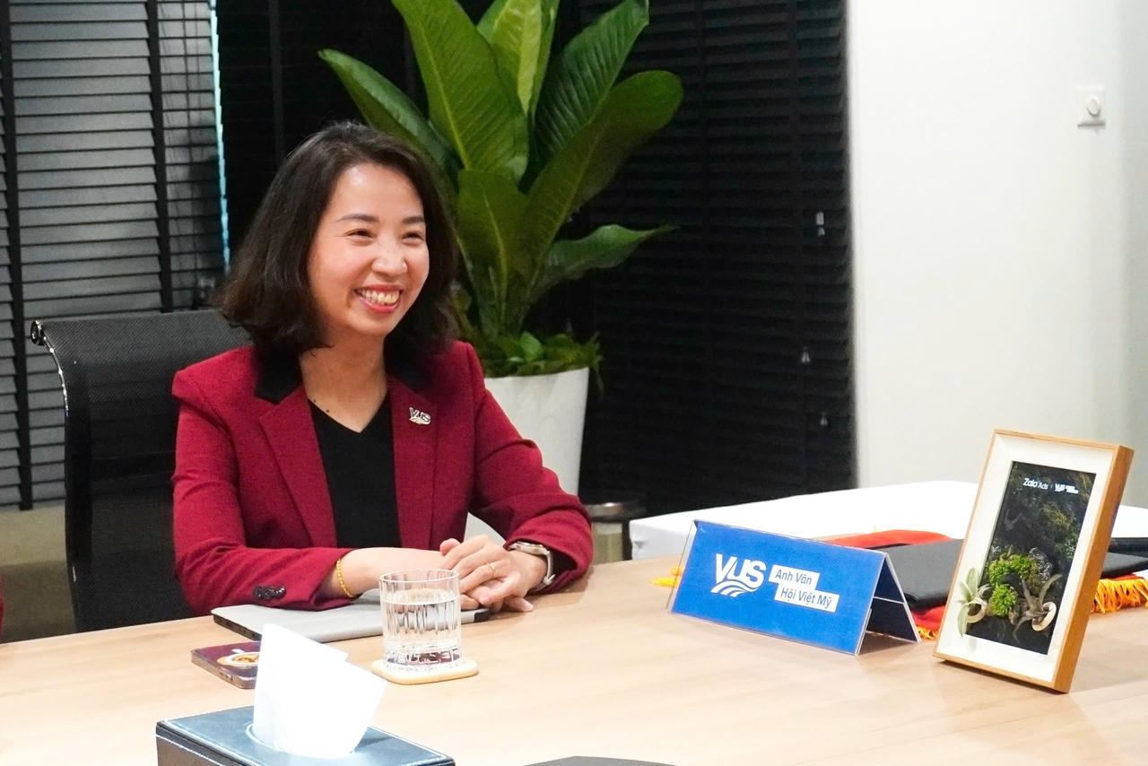 Bà Lê Quang Thục Quỳnh - Tổng Giám đốc hệ thống Anh văn Hội Việt Mỹ VUS chia sẻ tại sự kiện