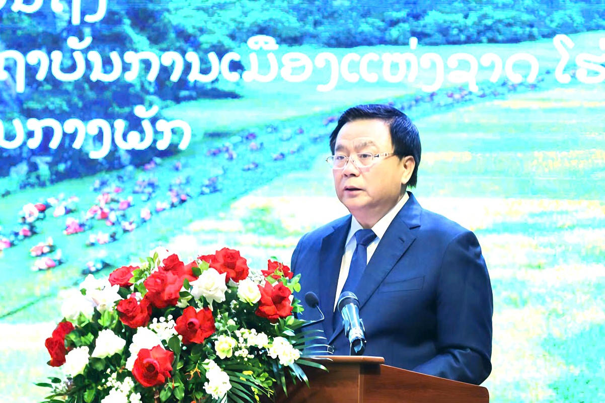 GS.TS. Nguyễn Xuân Thắng, Ủy viên Bộ Chính trị, Giám đốc Học viện Chính trị Quốc gia Hồ Chí Minh phát biểu khai mạc.