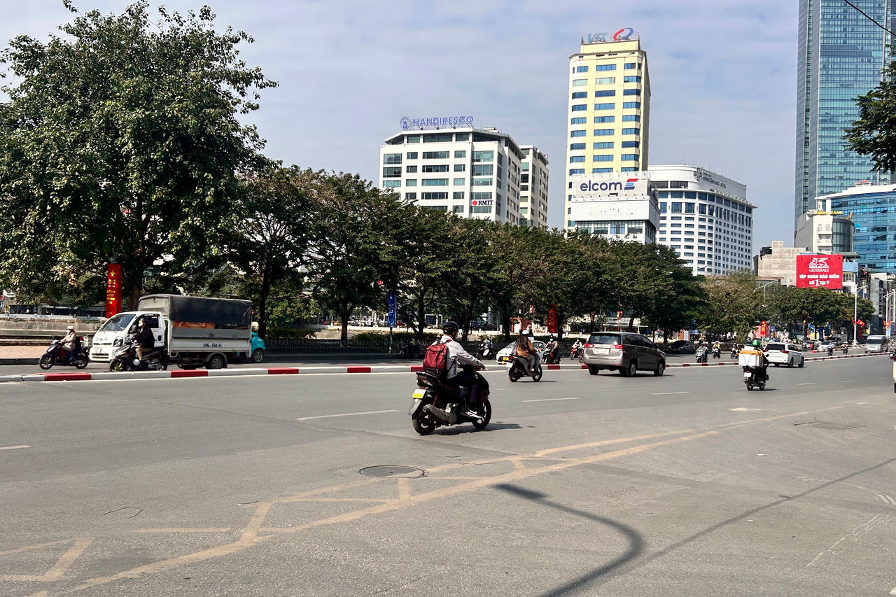 Thời tiết ngày 30/7: Hà Nội nắng nóng gay gắt, nhiệt độ cao nhất có nơi trên 38 độ C