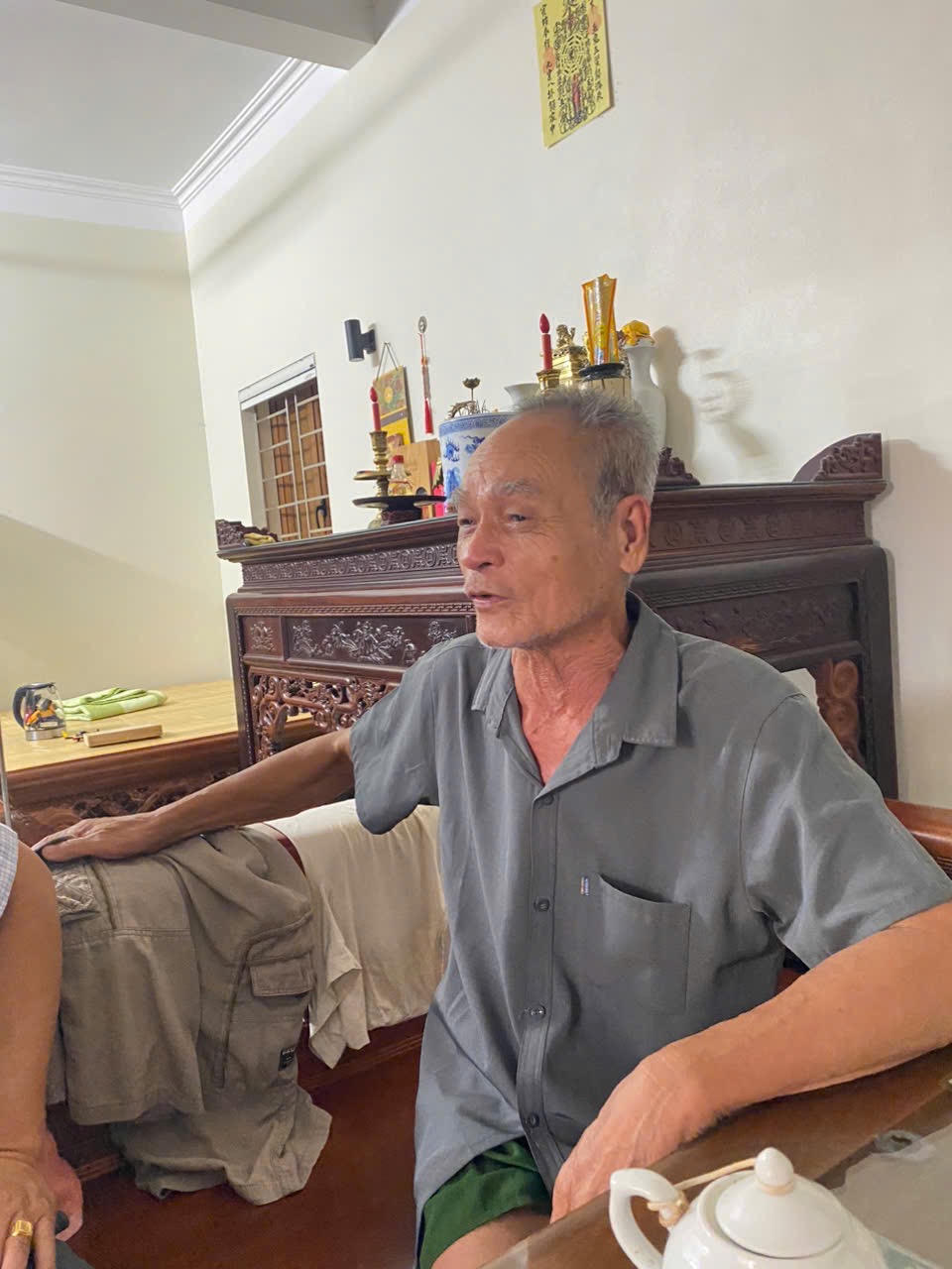 Trưởng thôn Quảng Tái: “Theo tôi, những sai phạm lúc đó do lịch sử để lại, nên buông bỏ”. 
(Ảnh trong bài: Hạnh - Cường - Hải)