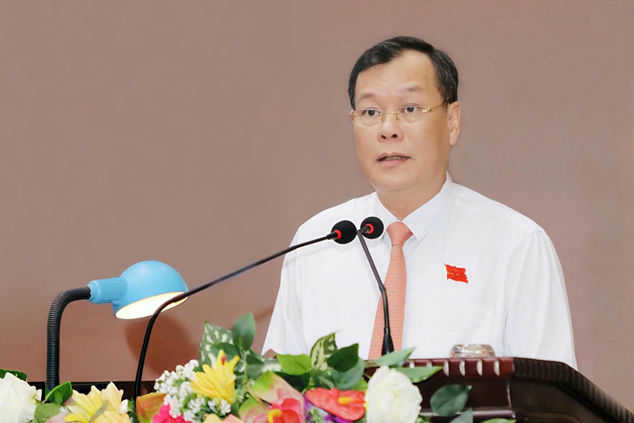 Ông Lê Quốc Chỉnh, Phó Bí thư Tỉnh ủy, Chủ tịch HĐND tỉnh phát biểu khai mạc Kỳ họp