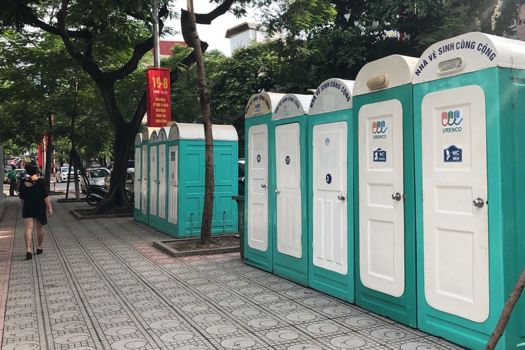 Hà Nội lắp đặt hơn 600 nhà vệ sinh lưu động phục vụ dịp Quốc khánh 2/9