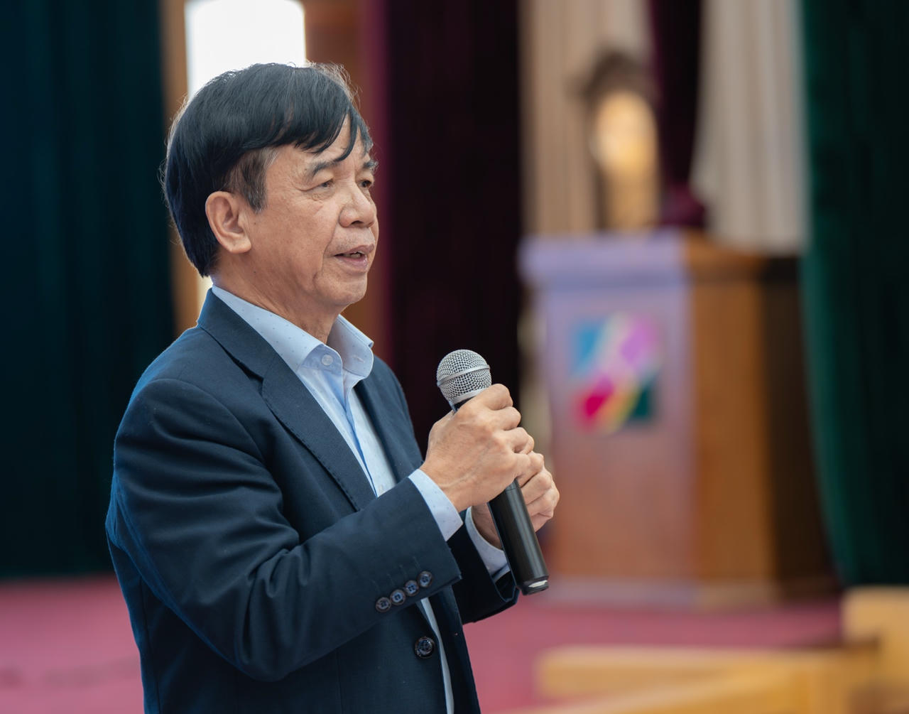 GS.TS Lê Hồng Hạnh, Chủ tịch Trung tâm Trọng tài Quốc tế Việt Nam (VIAC) chia sẻ dẫn đề