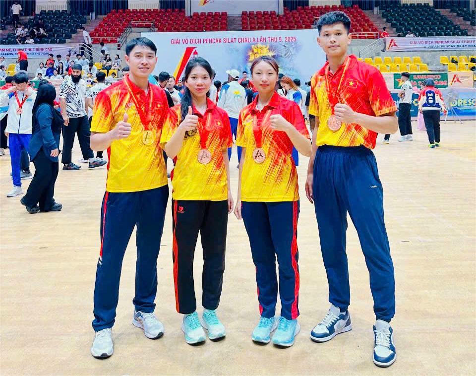4 VĐV của tỉnh Quảng Ninh trong thành phần đội tuyển Pencak Silat quốc gia đã mang về 1 HCV và 2 HCĐ, góp phần đưa đội tuyển Việt Nam giành ngôi Nhất toàn đoàn