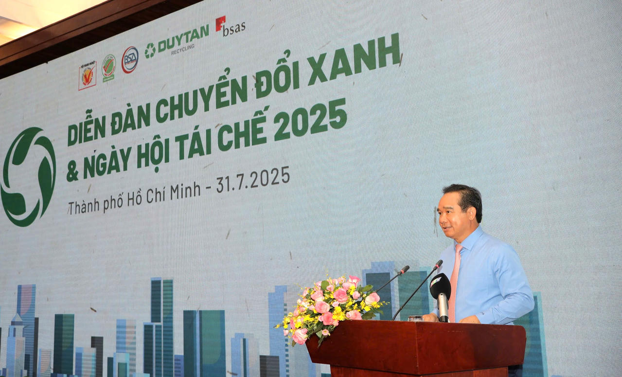 Chủ tịch UBND TPHCM Nguyễn Văn Được phát biểu khai mạc diễn đàn
