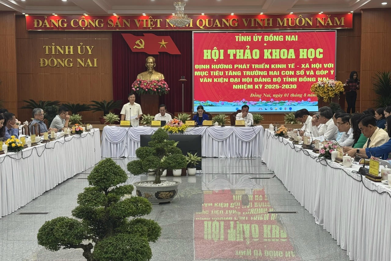 Toàn cảnh hội thảo