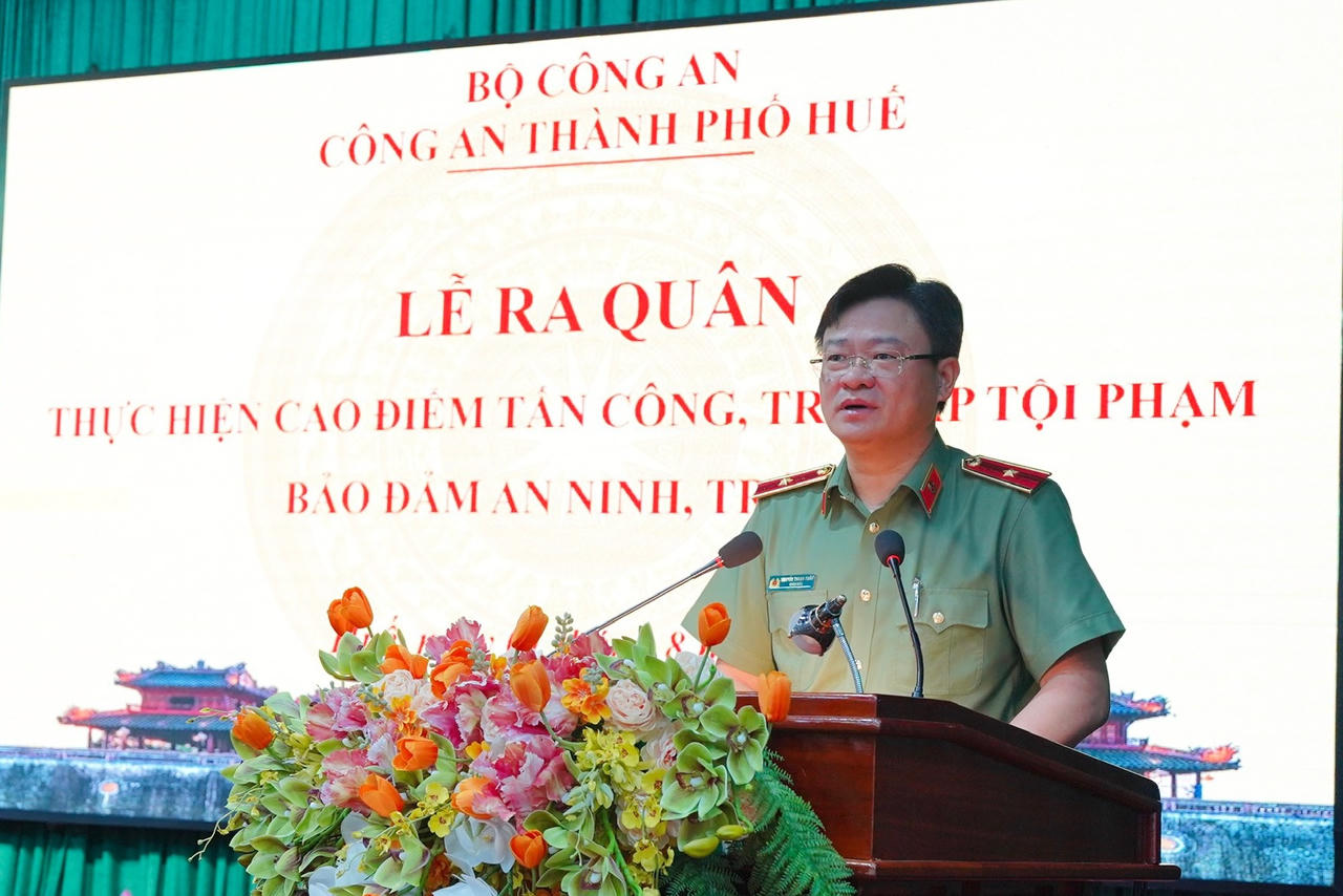 Công an TP Huế mở đợt cao điểm tấn công, trấn áp tội phạm Công an TP Huế mở đợt cao điểm tấn công, trấn áp tội phạm