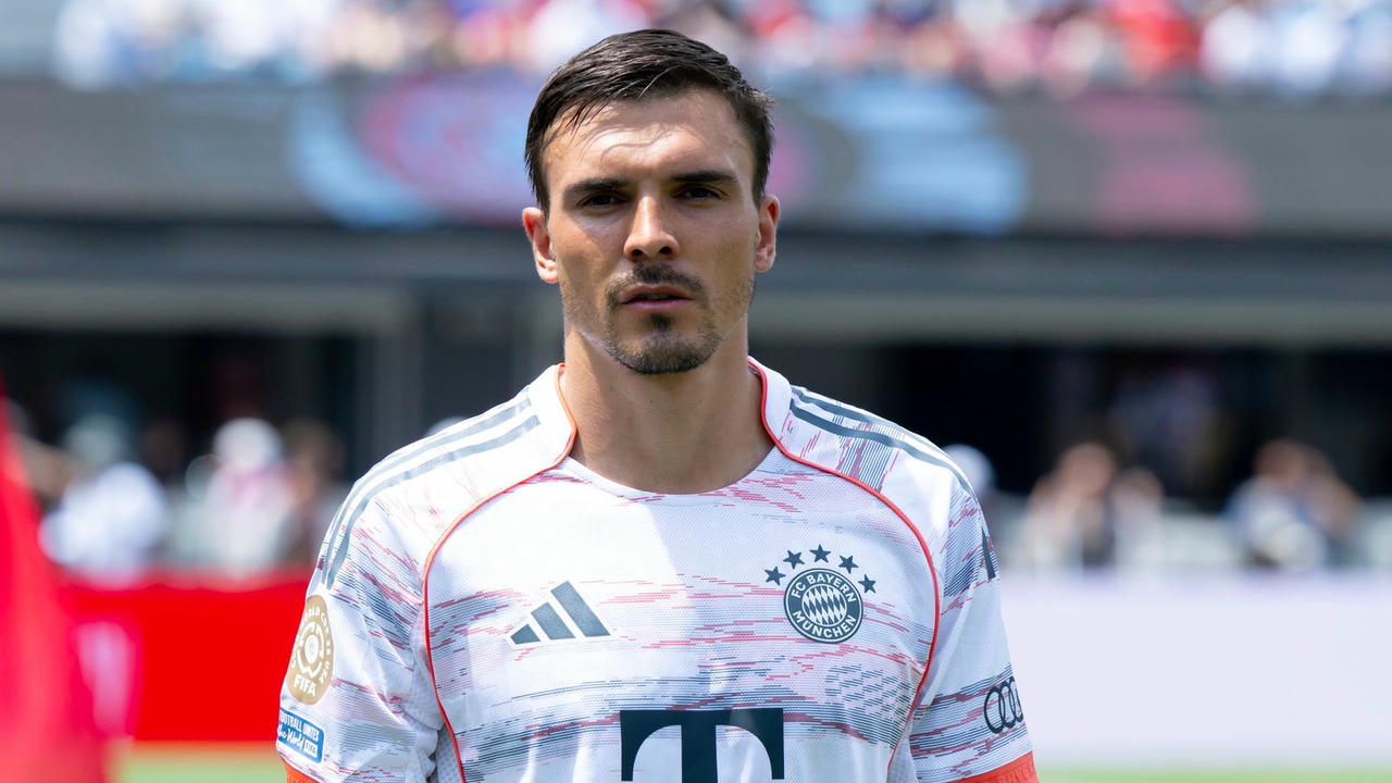 Tiền vệ João Palhinha chuẩn bị cập bến Spurs