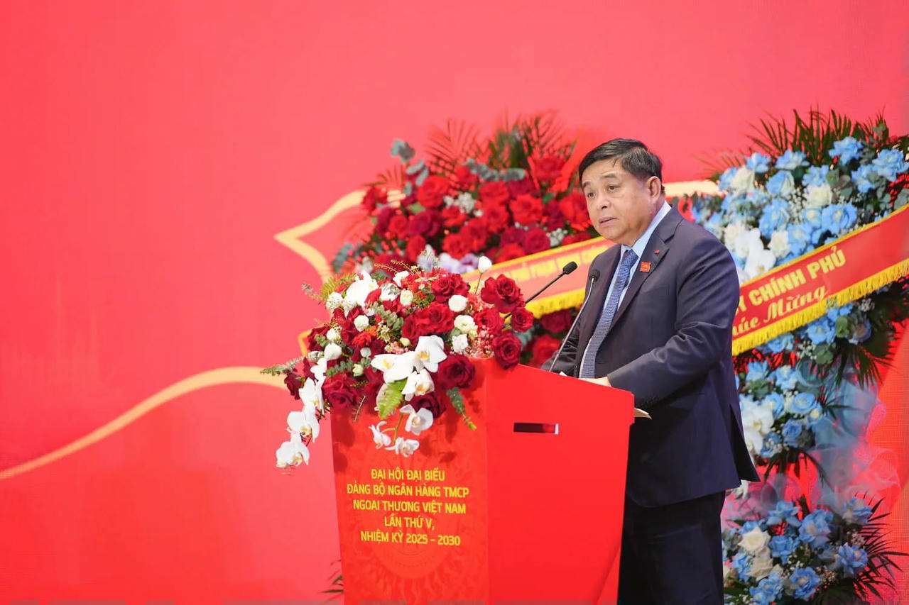 Ủy viên BCH Trung ương Đảng, Ủy viên BTV Đảng ủy Chính phủ, Phó Thủ tướng Chính phủ Nguyễn Chí Dũng - phát biểu chỉ đạo
