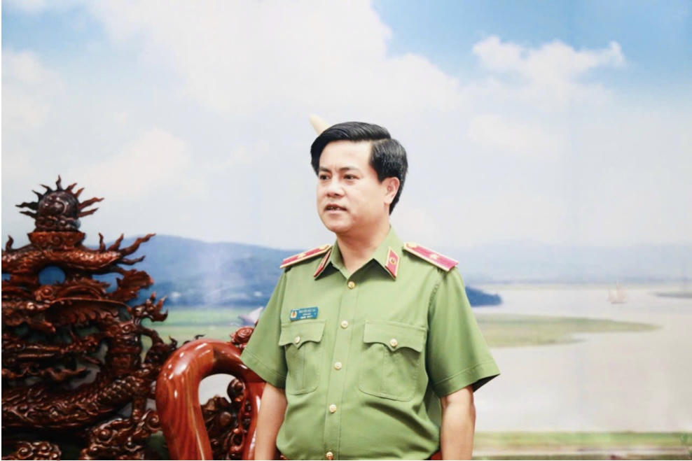 Thiếu tướng Nguyễn Đức Hải, Uỷ viên Ban thường vụ Tỉnh uỷ, Bí thư Đảng uỷ, Giám đốc Công an tỉnh gửi lời thăm hỏi đến đồng bào và cán bộ chiến sĩ bị thiệt hại do mưa lũ vào bão số 3 gây ra