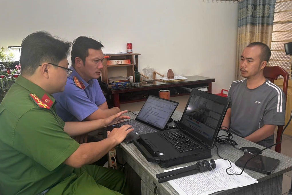 Đã bắt được đối tượng cướp giật tiệm vàng sau 2 ngày gây án Đã bắt được đối tượng cướp giật tiệm vàng sau 2 ngày gây án