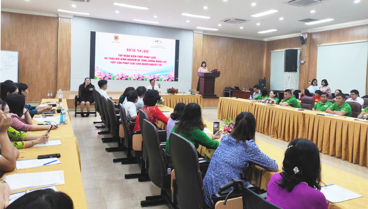 Hội nghị do Bộ Tư pháp tổ chức góp phần nâng cao năng lực tiếp cận pháp luật cho người khuyết tật trong trong thời gian tới. 
