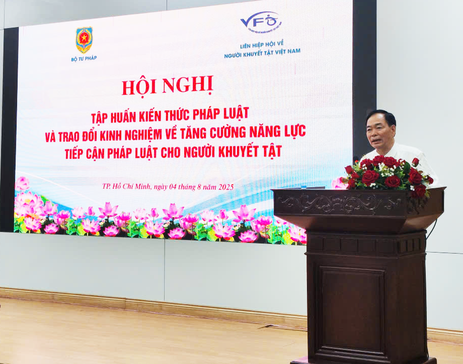 Ông Đặng Văn Thanh, Phó Chủ tịch thường trực Liên hiệp hội về người khuyết tật Việt Nam.