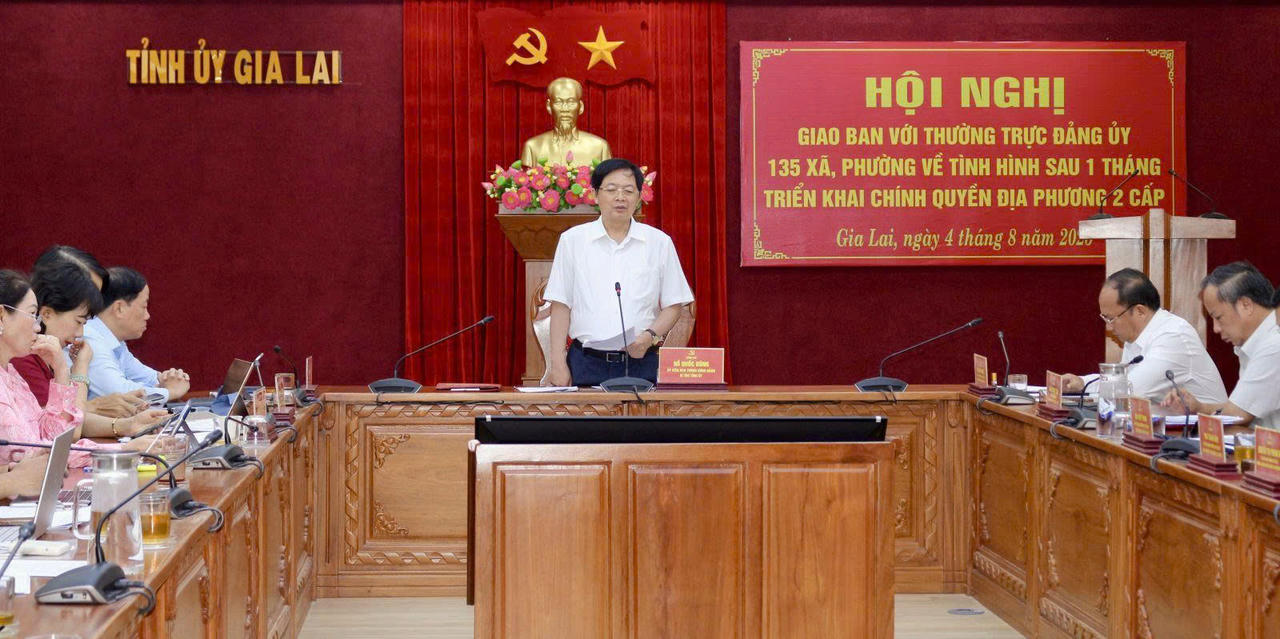 Ông Hồ Quốc Dũng - Bí thư Tỉnh uỷ Gia Lai phát biểu kết luận Hội nghị.