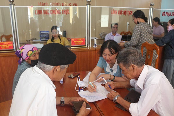 Tháo gỡ vướng mắc về đất đai: Quảng Trị biệt phái cán bộ tỉnh về hỗ trợ các xã 
