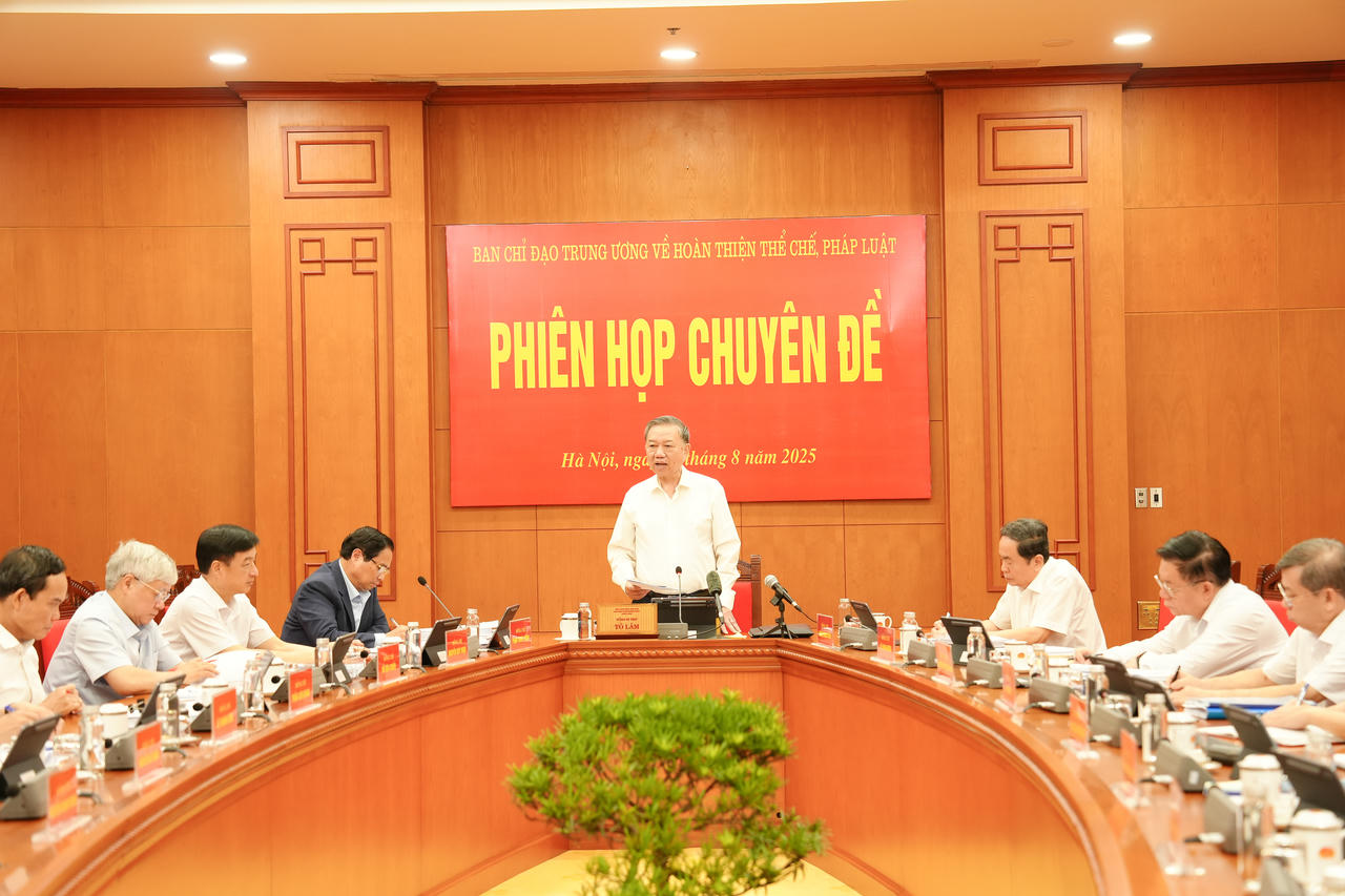 Tổng Bí thư Tô Lâm: Những điểm nghẽn về thể chế, pháp luật đã phát hiện phải được xử lý ngay, triệt để