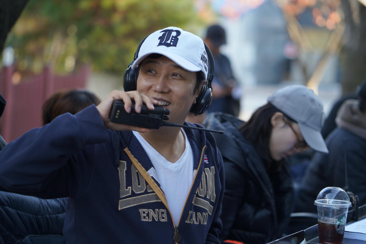 Đạo diễn Mo Hong Jin. Ảnh: CJ