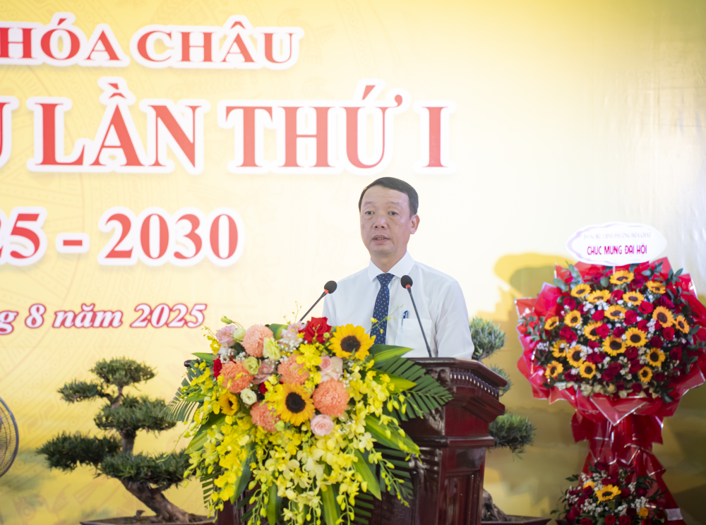 Trưởng ban Kinh tế Ngân sách Hội đồng nhân dân TP Huế Phan Thiên Định phát biểu chỉ đạo tại đại hội