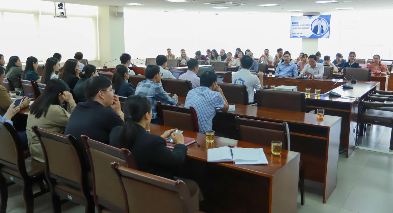 Toàn cảnh buổi tập huấn.