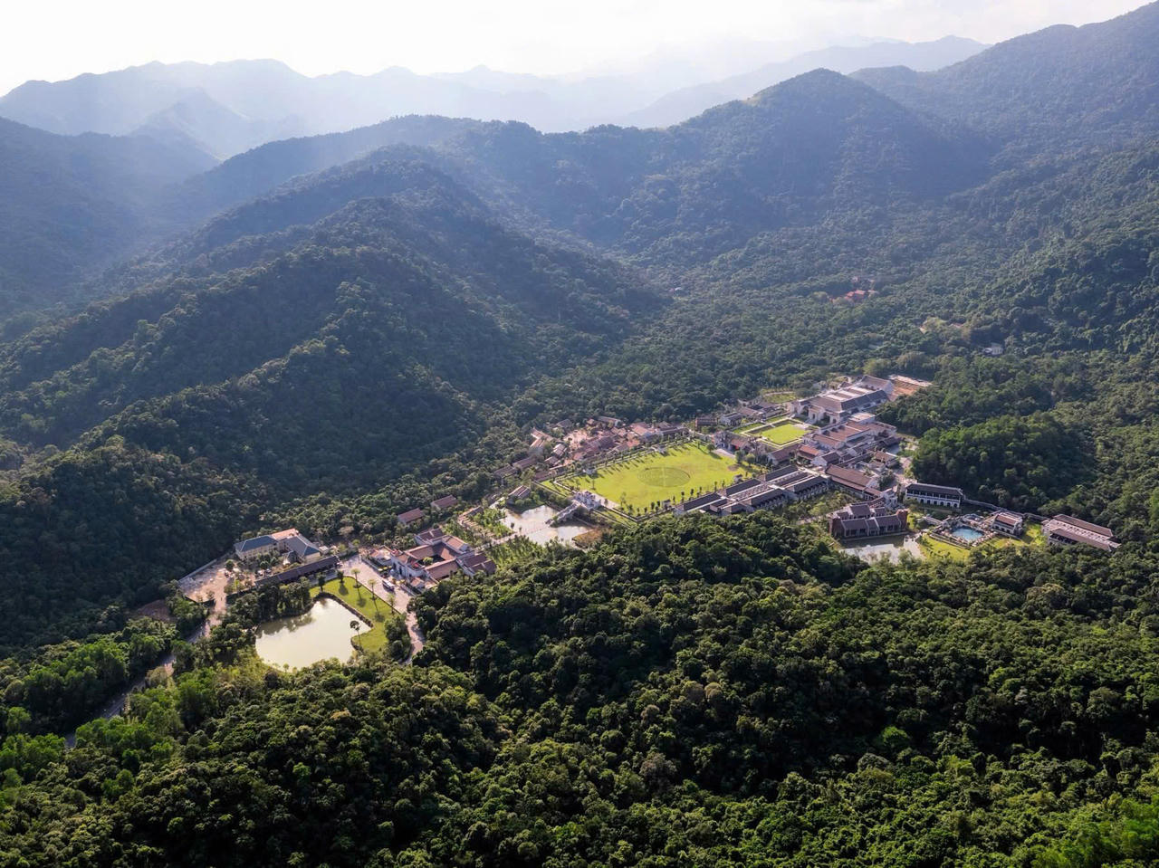 Quần thể di tích và danh thắng Yên Tử - Vĩnh Nghiêm, Côn Sơn, Kiếp Bạc được UNESCO công nhận là Di sản Văn hóa thế giới
