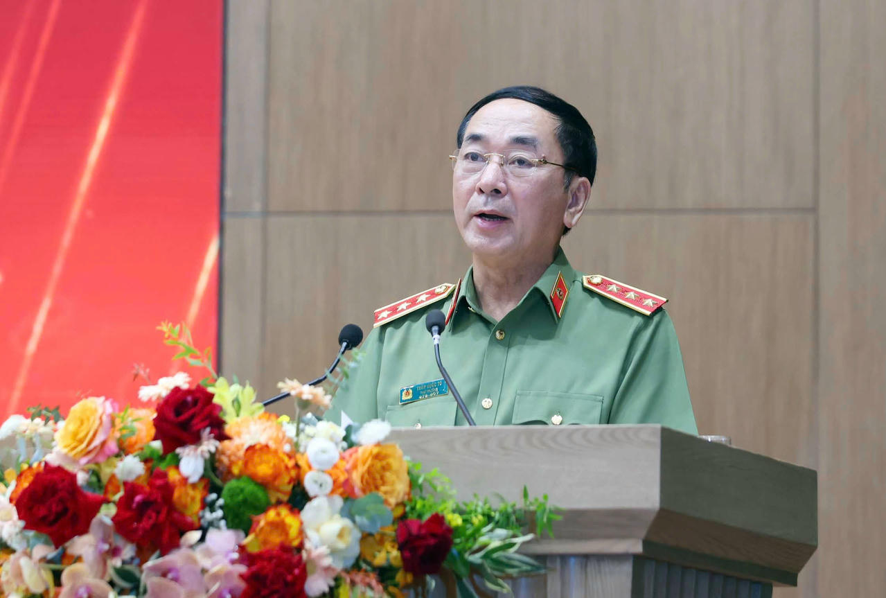 Thượng tướng Trần Quốc Tỏ, Thứ trưởng Bộ Công an .