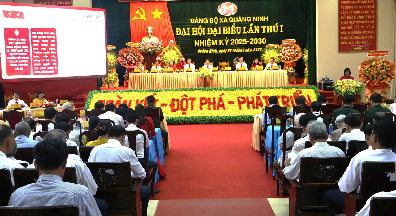 Toàn cảnh đại hội.