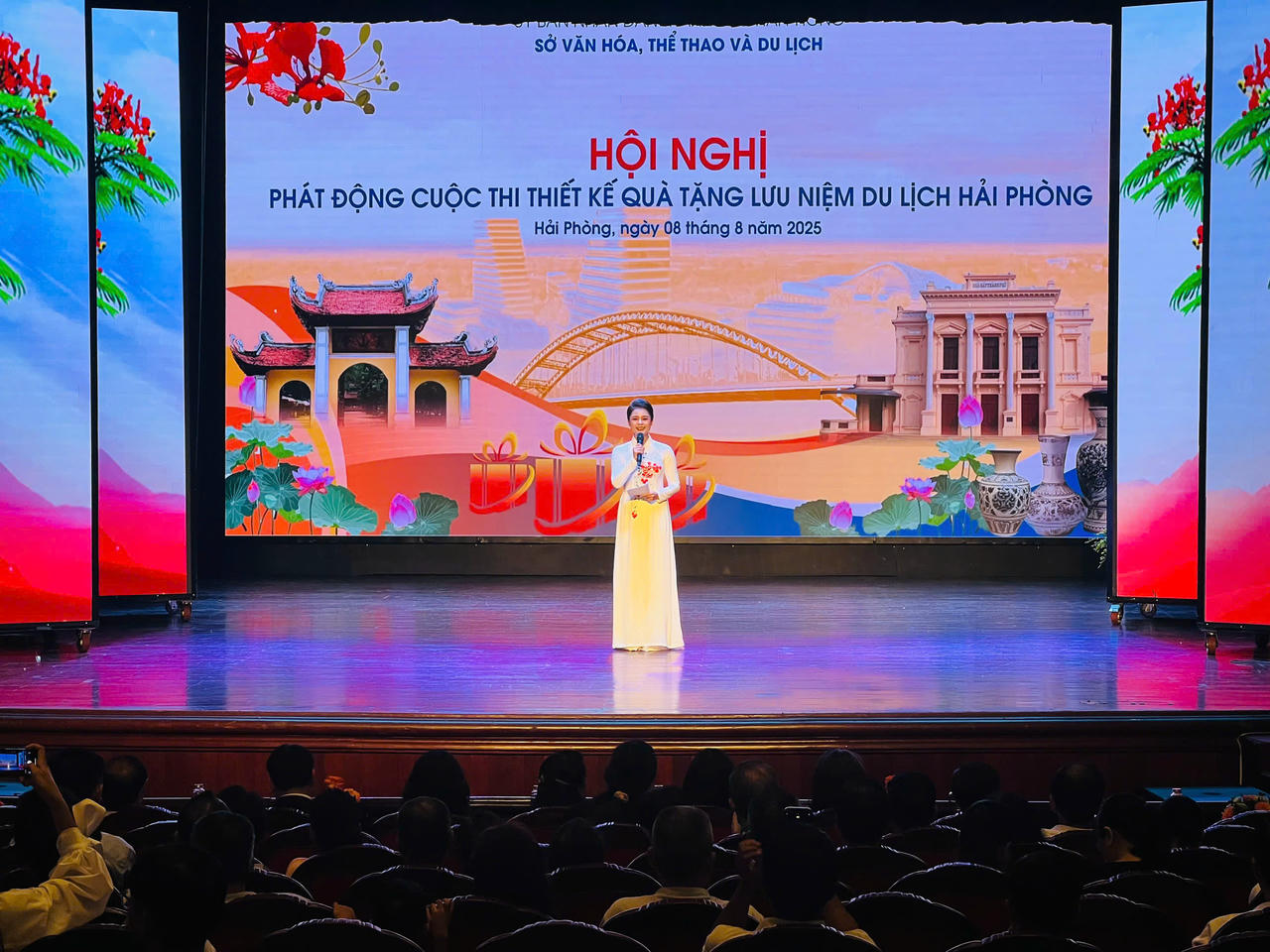 Lễ Phát động cuộc thi thiết kế quà tặng lưu niệm du lịch Hải Phòng.