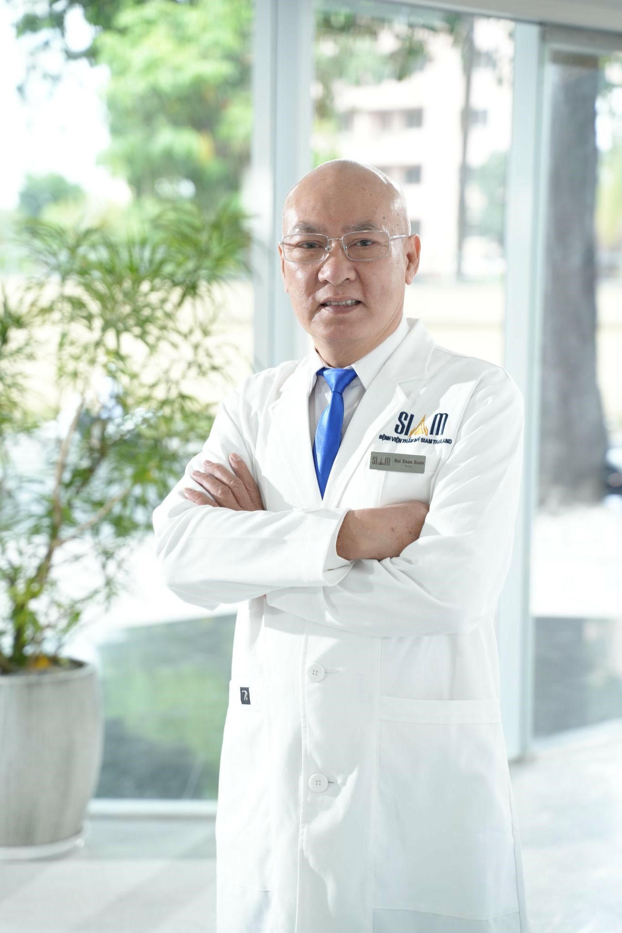 Với bề dày hơn 30 năm kinh nghiệm, Giám đốc chuyên môn Bùi Xuân Huân đã trực tiếp giúp hàng ngàn khách hàng lột xác ngoạn mục, chạm đến vóc dáng mơ ước.