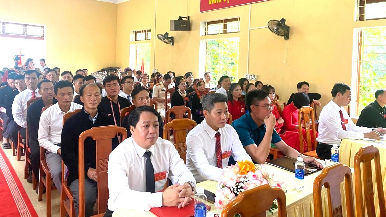Trong 2 ngày 7-8/8, Đảng bộ xã Tâp Hợp (Lào Cai) đã tổ chức Đại hội đại biểu Đảng bộ xã lần thứ I, nhiệm kỳ 2025 –2030. 