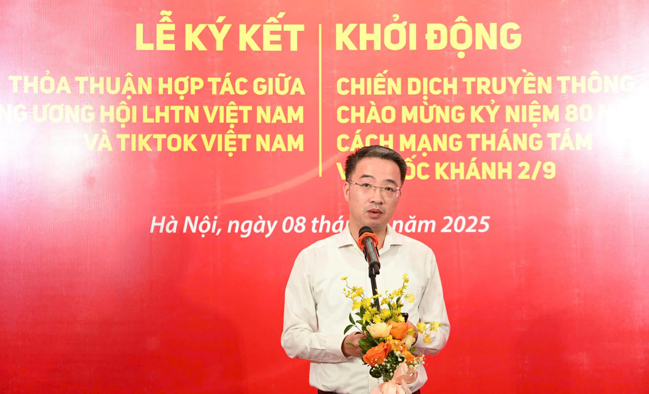 Chiến dịch 'Tôi yêu Tổ quốc tôi' cùng TikTok Việt Nam Chiến dịch 'Tôi yêu Tổ quốc tôi' cùng TikTok Việt Nam