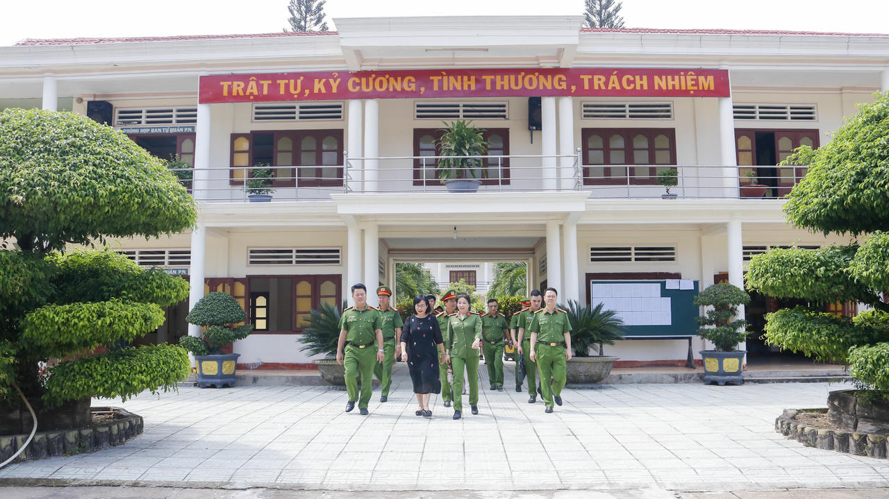 Đoàn kiểm tra công tác đặc xá năm 2025 (đợt 2) kiểm tra tại Trại giam Thủ Đức.