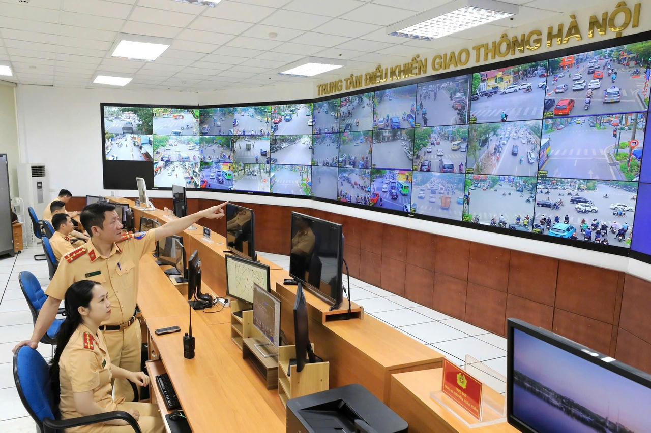 Công an Hà Nội công khai số điện thoại các đội trưởng đội CSGT