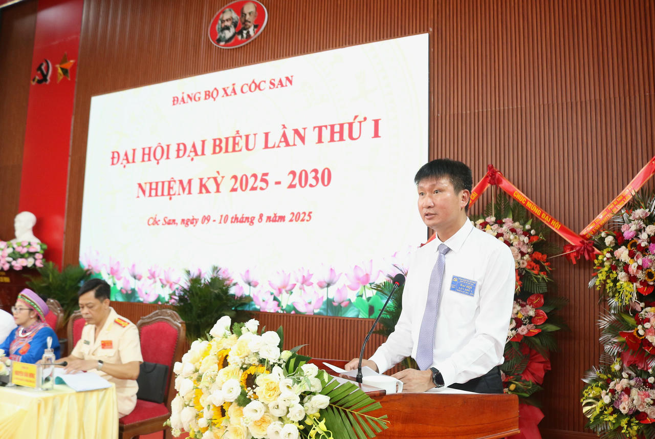 Ông Trần Huy Tuấn, Chủ tịch UBND tỉnh Lào Cai phát biểu chỉ đạo Đại hội.