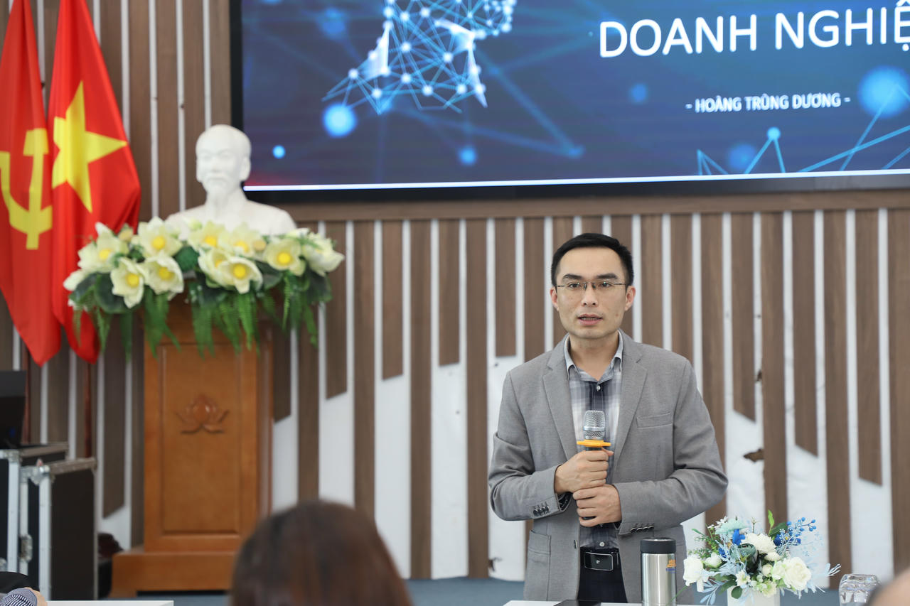 Thạc sĩ Hoàng Trùng Dương – Giám đốc khách hàng doanh nghiệp, Tập đoàn Nam Á - Ban giám khảo cuộc thi
