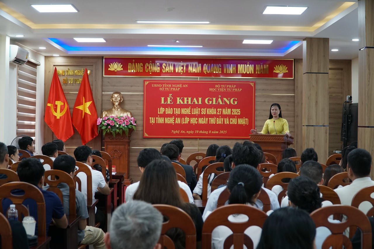 Các học viên tham gia Lớp đào tạo. Ảnh: Tuyết Lan
