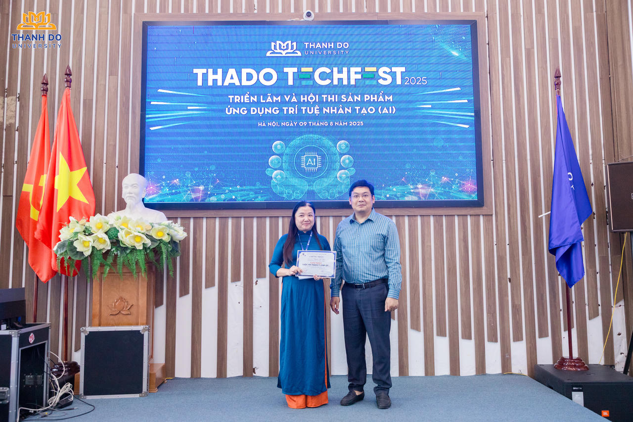 Cô giáo Nguyễn Thị Ngọc - Trường Tiểu học & THCS Unigo dành giải Nhất với sản phẩm “AI & Trò chơi tương tác – Cùng bé học lớp Một thật là vui”