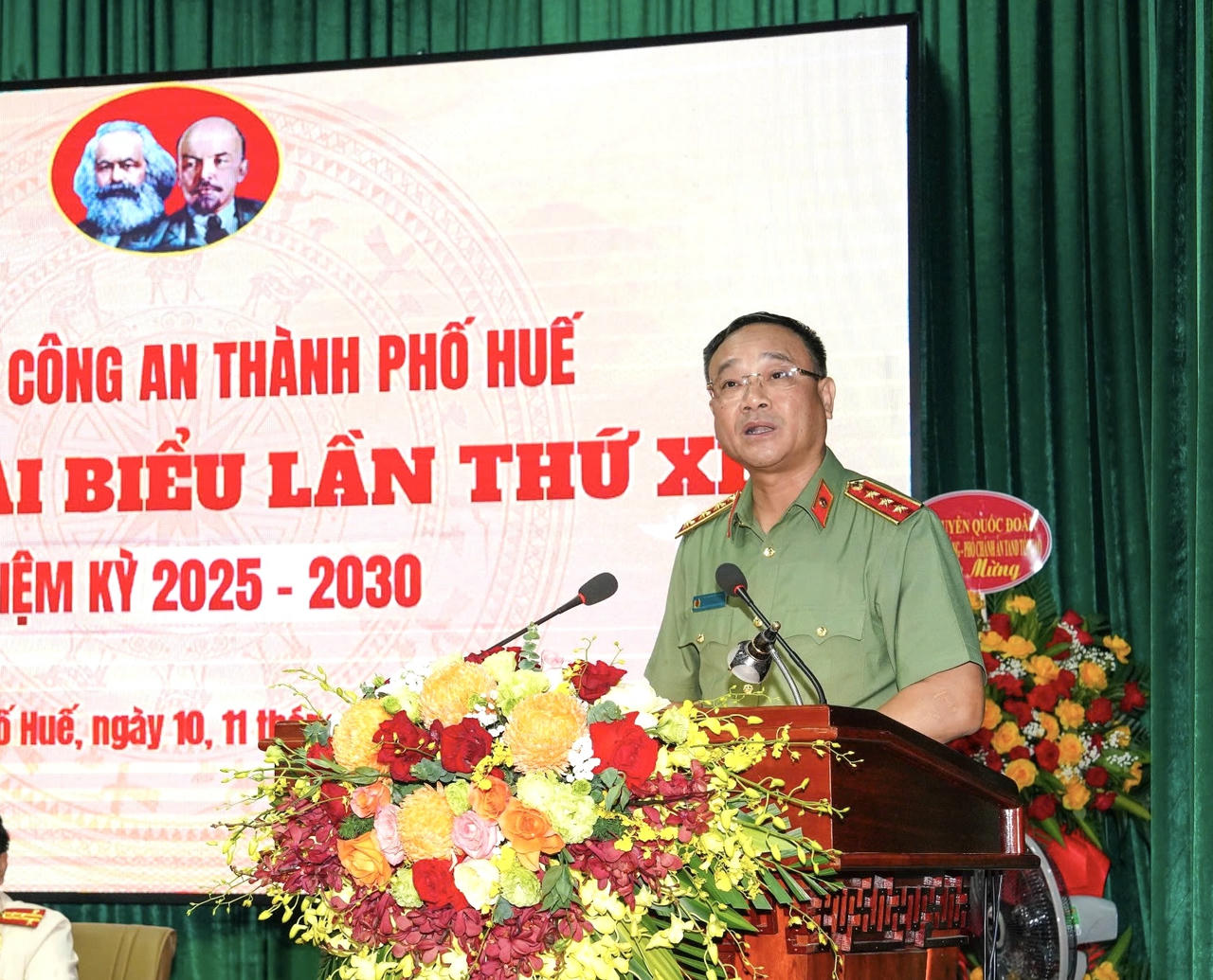 Thượng tướng Phạm Thế Tùng – Ủy viên Ban Thường vụ Đảng ủy Công an Trung ương, Thứ trưởng Bộ Công an phát biểu chỉ đạo tại Đại hội.