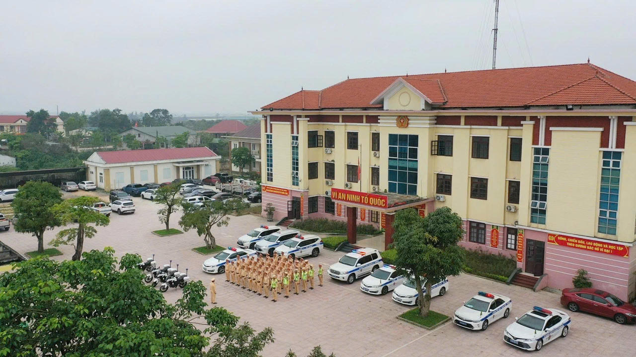 Lực lượng CSGT Công an Quảng Trị huy động tối đa lực lượng, phương tiện phục vụ cao điểm trấn áp tội phạm.