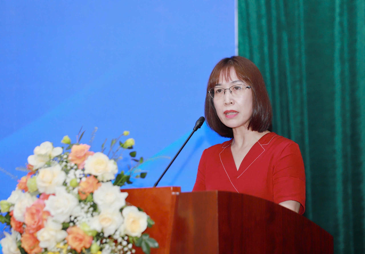 Bà Vi Thị Hồng Minh - Phó Giám đốc Văn phòng Giới sử dụng lao động (VCCI). Ảnh: Tô Thế