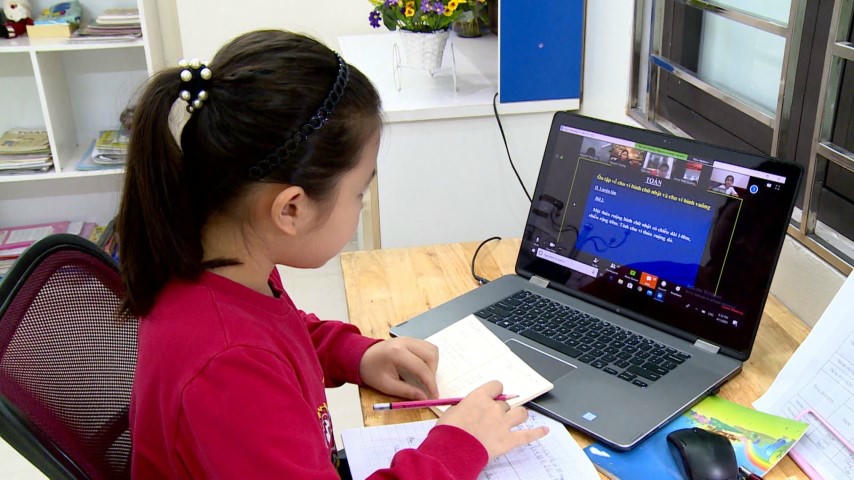 Bộ Y tế yêu cầu tăng cường bảo vệ trẻ em trên môi trường mạng