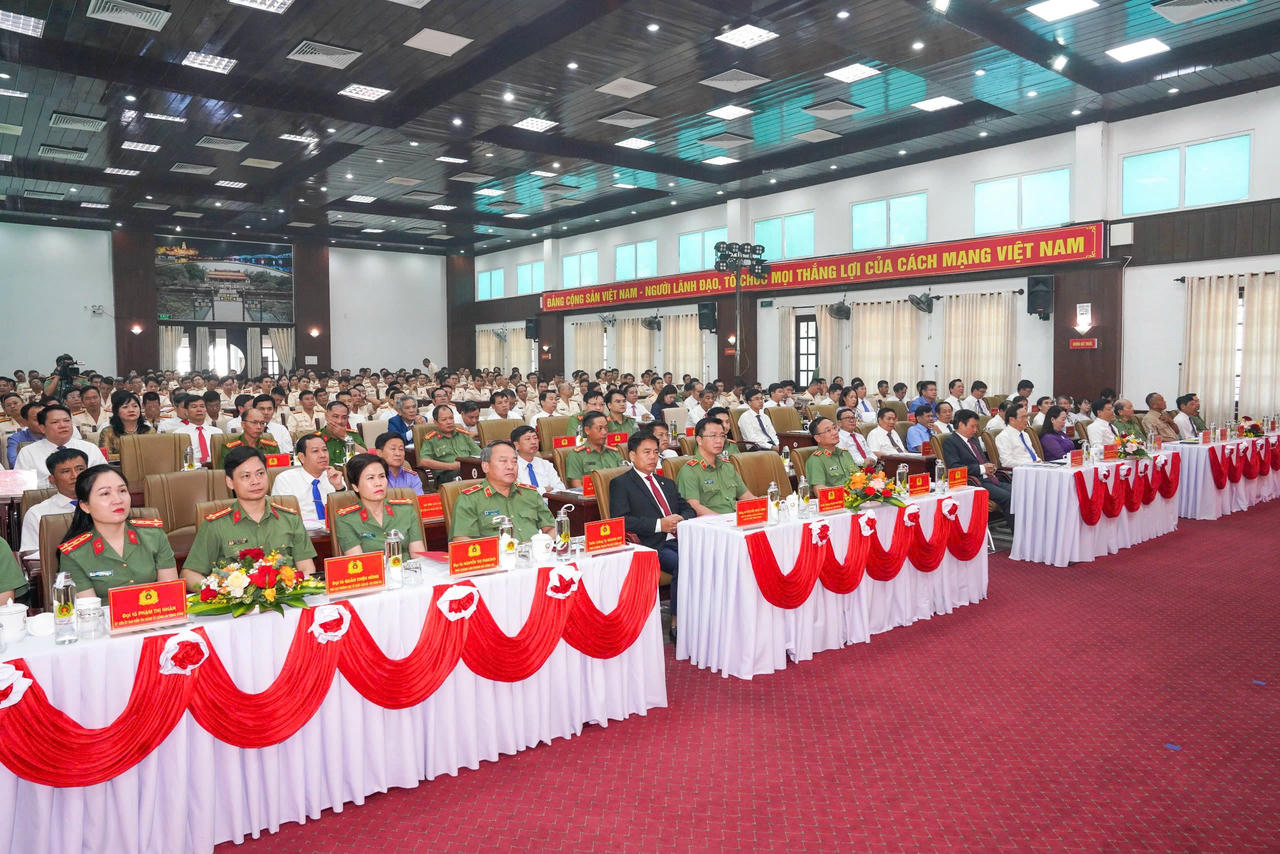 Các đại biểu dự Đại hội.