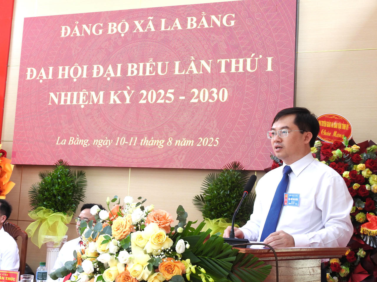 Ông Nguyễn Thành Minh, Chánh Văn phòng Tỉnh ủy Thái Nguyên phát biểu tại hội nghị