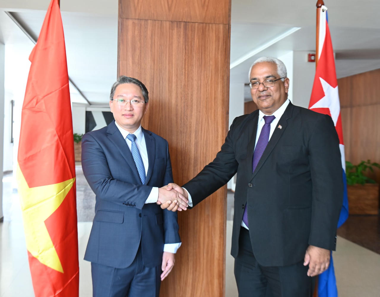 Mở ra một giai đoạn mới trong quan hệ hợp tác pháp luật Việt Nam – Cuba