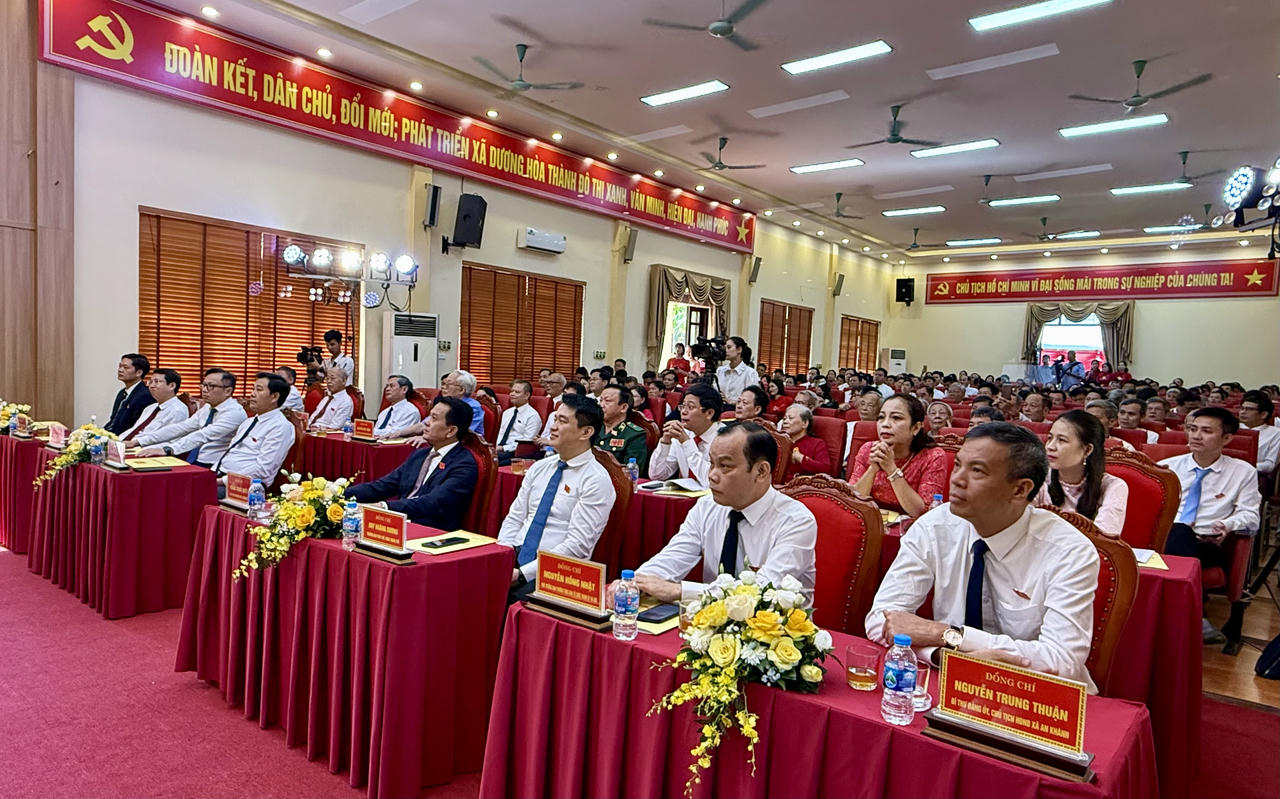 Các đại biểu dự đại hội.