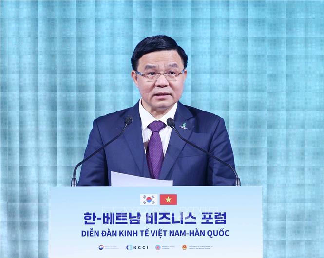 Chủ tịch Hội đồng thành viên Tập đoàn Công nghiệp - Năng lượng Quốc gia Việt Nam (Petrovietnam) Lê Mạnh Hùng phát biểu. Ảnh: Thống Nhất/TTXVN