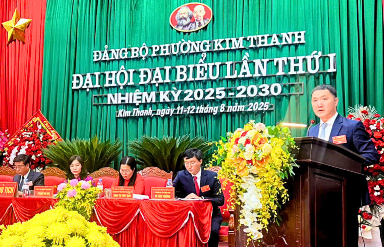 Giám đốc sở Du lịch tỉnh Ninh Bình Bùi Văn Mạnh phát biểu tại Đại hội